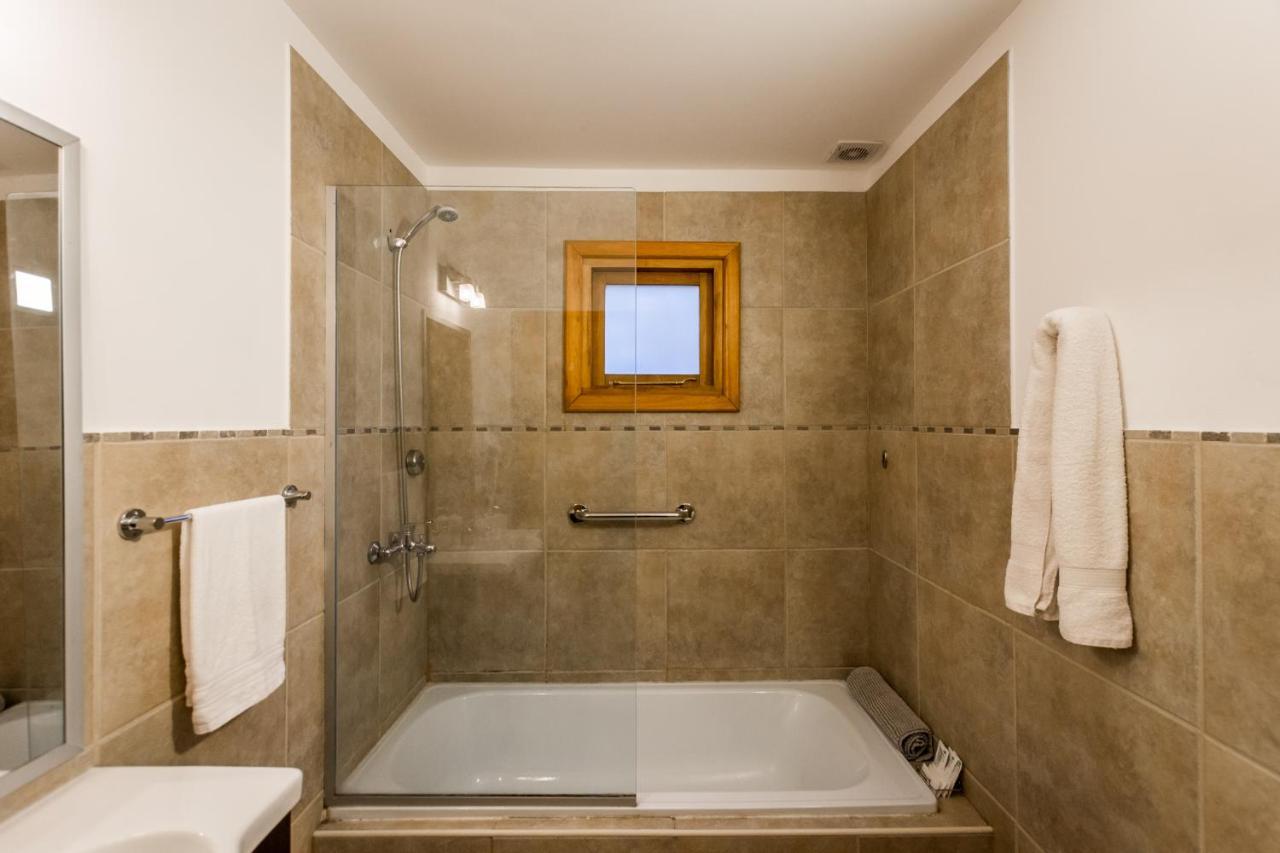 ビージャ・ラ・アンゴストゥーラ Balcones Del Sayhuequeヴィラ エクステリア 写真